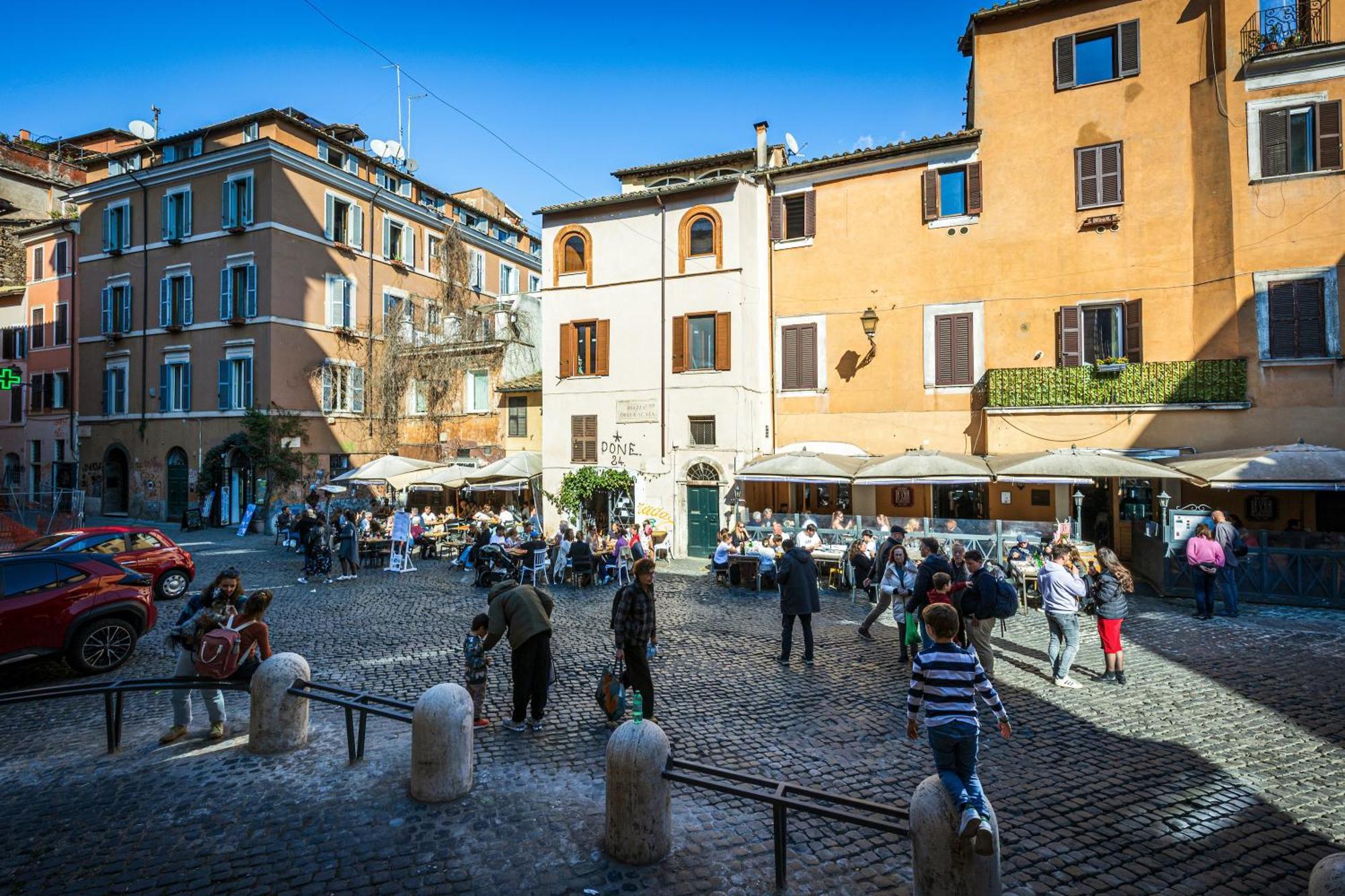 As Feel - Trastevere Nest With Secret Patio Apartment