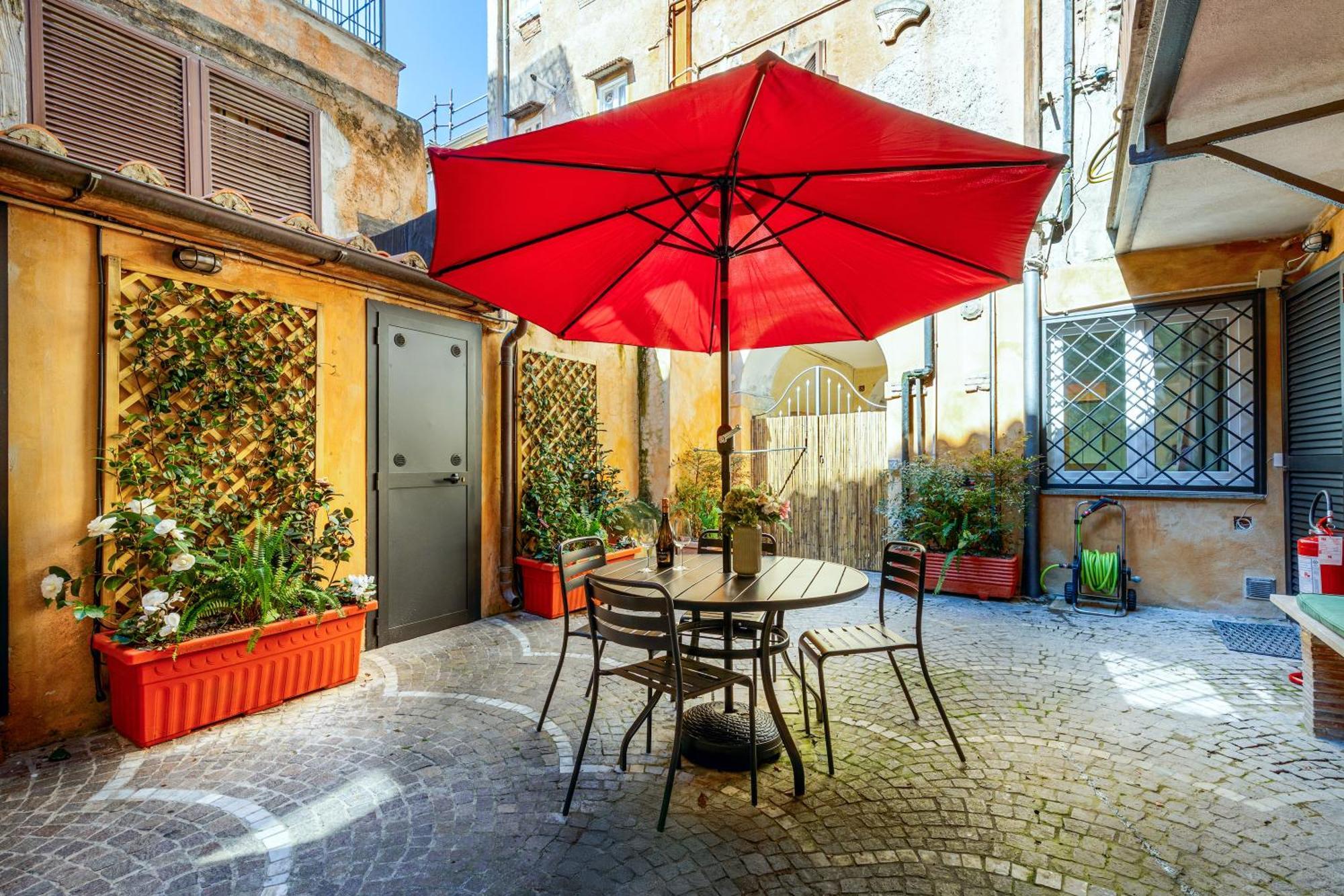 Apartment As Feel - Trastevere Nest With Secret Patio *